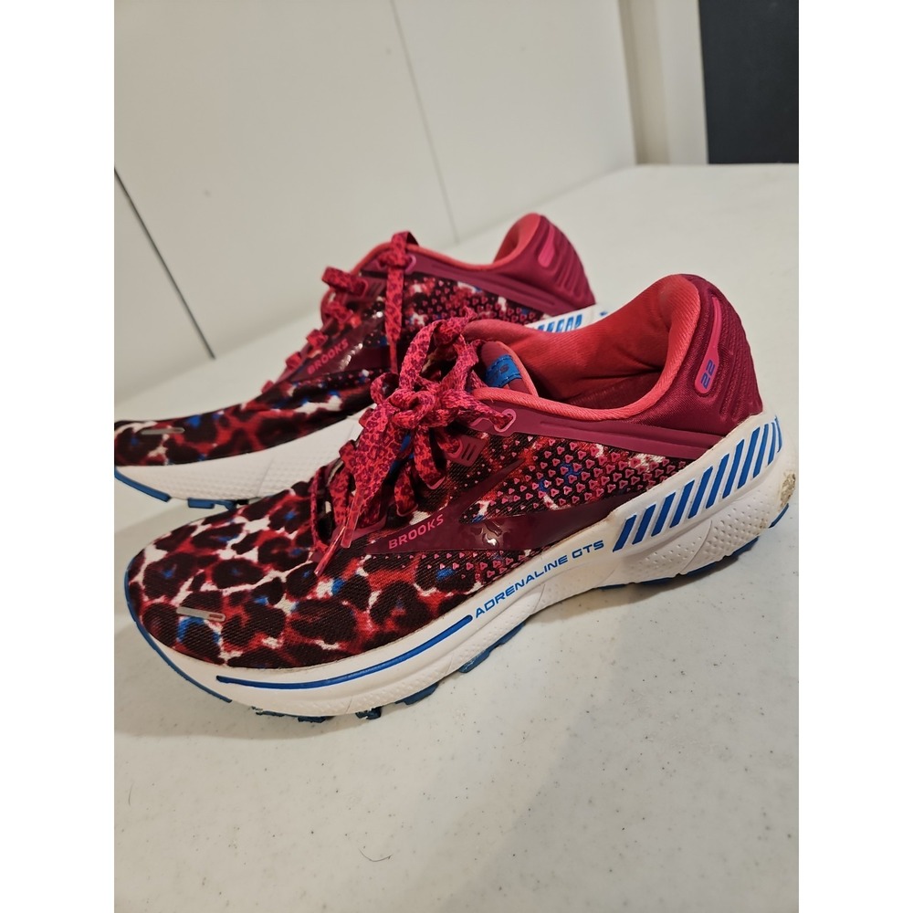 Brooks Adrenaline GTS 22 Run Pink Wild Leopard Running Shoes Women Size 8